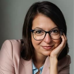 Portrait of Lisa Stump
